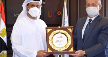 اعرف ماذا قال سفير الإمارات عن مصر أثناء لقاء محافظ الأقصر.. صور