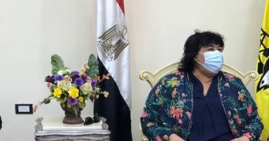 وزيرة الثقافة تلتقى محافظ شمال سيناء.. وتؤكد: نقدم مشروعات ثقافية حماية للهوية