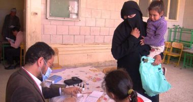 الكشف على 500 مواطن فى قافلة طبية بقرية الكرم فى المنيا ضمن "حياة كريمة"