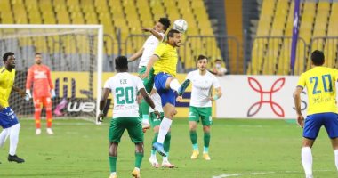 الإسماعيلى يتقدم على المصرى بالهدف الثاني بتوقيع شكري نجيب.. فيديو