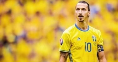 قناة إيطالية: إبراهيموفيتش يرفض الانضمام لمنتخب السويد 