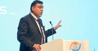 ياسر عبد العزيز: الاستراتيجية الوطنية لحقوق الإنسان نقطة مضيئة في تاريخ مصر