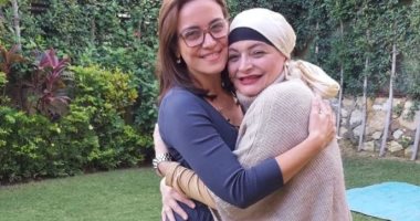 ريهام عبد الغفور تحتفل بعيد ميلاد شقيقتها بصورة من الطفولة: أحن كائن على الأرض