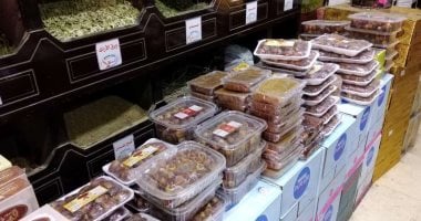 أسواق قنا جاهزة لاستقبال شهر رمضان.. ومتوسط سعر كيلو البلح 12 جنيهًا.. صور
