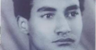 شاهد.. صور نادرة لعبد الرحمن الأبنودى فى شبابه بمناسبة ذكرى ميلاده 