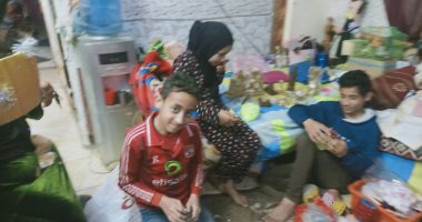 الفرحة فى كل بيت.. شاهد تصنيع فوانيس رمضان من الخرز فى بنى سويف.. صور