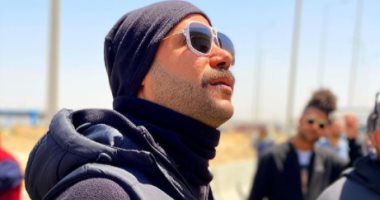 شاهد رد فعل محمد إمام قبل مغامرة القفز من فوق كوبري في "النمر"