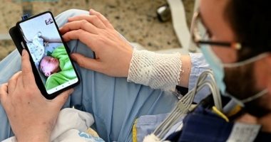 قلب جديد ومولود جديد بنفس اليوم لرجل إسباني مهدد بالموت.. صور