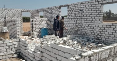 ضبط بناء مخالف وفض سوق أسبوعى بمنشأة القناطر فى الجيزة