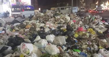 شكوى من تراكم القمامة فى أحياء شبرا الخيمة بالقليوبية.. والمحافظ يرد
