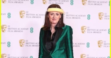 أماندا بيرى ترتدى الماسك والنجمات يخترن دار لوى فيتون لإطلالاتهن فى حفل الـ BAFTA 