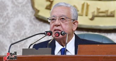 رئيس مجلس النواب يطالب أعضاء المجلس بإخلاء المقاعد المخصصة للحكومة