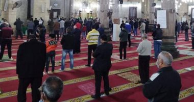 بدء صلاة التراويح بمسجد أبو العباس في الإسكندرية تحت إجراءات احترازية مشددة