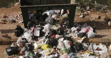 شكوى من تراكم القمامة فى مدينة سرس الليان بالمنوفية.. ورئيس المدينة يرد
