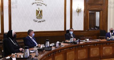 مصطفى مدبولى: اهتمام كبير من الرئيس السيسي بالنهوض بصناعة الغزل والنسيج