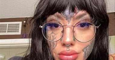 فتاة أمريكية تفقد بصرها بسبب خطأ أثناء رسم وشم على عينيها.. صور