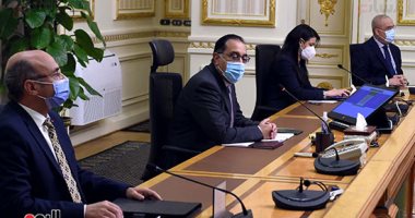 رئيس الوزراء: مهتمون بتيسير التسجيل العقارى والتعديلات التشريعية اللازمة