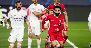 التشكيل الرسمي لمواجهة ليفربول ضد الريال .. محمد صلاح في مواجهة بنزيما