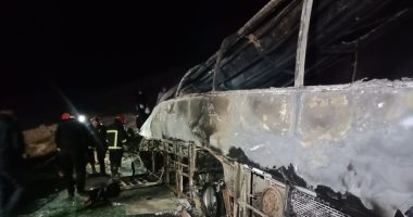النيابة العامة تعاين موقع حادث أتوبيس أسيوط 