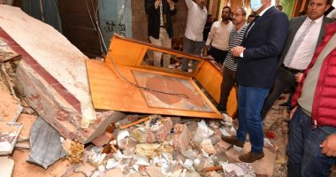 تفاصيل مصرع 3 أشخاص وإصابة 2 فى انهيار منزل بميت غمر بالدقهلية.. فيديو
