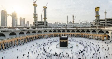 "شئون الحرمين" تكثف عمليات التنظيف والتعقيم فى صحن المطاف لـ10 مرات يوميا