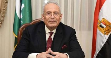 "أبو شقة" ينعى مكرم محمد أحمد: الصحافة المصرية فقدت رمزاً من رموزها