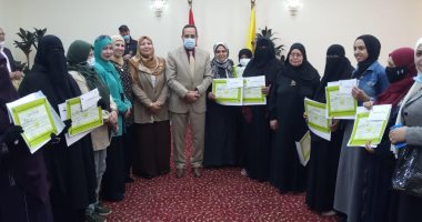 محافظ شمال سيناء يكرم الأمهات المثاليات  فى احتفال رسمى