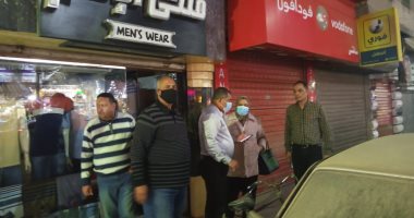 محافظ الدقهلية يتابع تنفيذ تطبيق المواعيد الصيفية لفتح وغلق المحال التجارية والمطاعم.. صور 