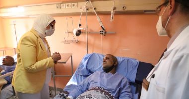 ‏وزيرة الصحة تُطمئن أهالى المصابين فى حادث قطار طوخ وتؤكد توفير كافة سبل رعايتهم