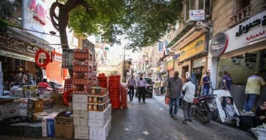 الحى أصله إيه.. "درب البرابرة" أشهر سوق للوازم السبوع والبيت من الإبرة للصاروخ