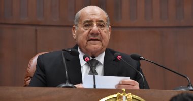 رئيس مجلس الشيوخ يهنئ الرئيس السيسى بمناسبة ذكرى العاشر من رمضان