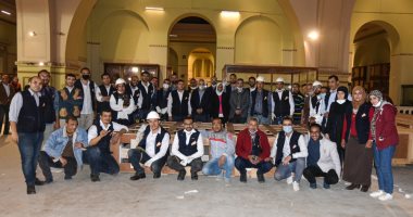 المتحف المصرى الكبير يستقبل المقصورة الثالثة للملك الذهبى توت عنخ آمون.. صور