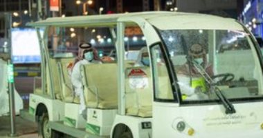 رئاسة الحرمين تفعل مبادرة لنقل كبار السن والمعاقين بعربات بالمسجد الحرام..صور