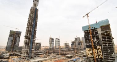 وزير الإسكان من العاصمة الإدارية: نسب التنفيذ فاقت الجدول الزمنى
