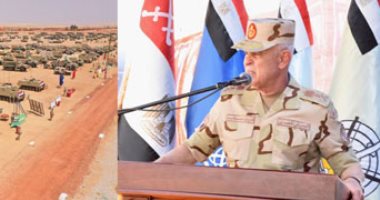 الفريق محمد فريد يشهد مشروع (إعصار62) بإحدى تشكيلات الجيش الثالث الميدانى