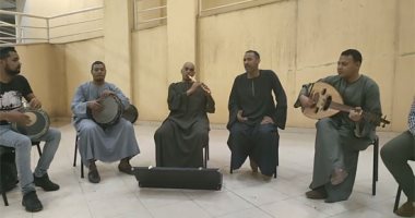 سهرة رمضانية مع فن الفلكلور الأقصرى مع الفنان ياسر فتحى.. فيديو