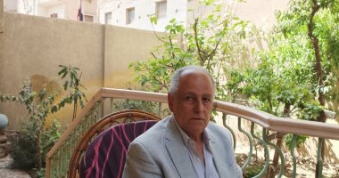 صديق عمر "الأبنودى": كان يمثل بالنسبة لى ضمير الشعب المصرى.. فيديو