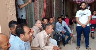 محافظة القاهرة تناقش مشاكل واحتياجات مدينة الأمل مع الأهالى