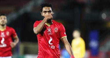 حسين الشحات يتعادل للأهلي فى مرمى سموحة بالدقيقة 33.. فيديو وصور