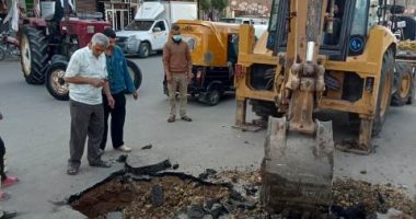 محافظ الشرقية يتابع إصلاح الهبوط الأرضى بمنطقة القناطر فى الزقازيق