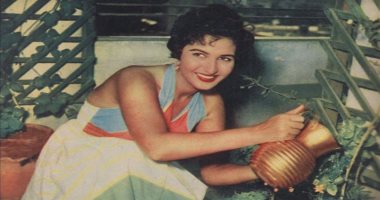 جولة فى بيوت نجوم زمان .. زوار نعيمة عاكف احتاروا بينها وبين أختها زينب