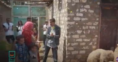 "حياة كريمة" ينهى معاناة سيدة تعول 4 أبناء بمحافظة الدقهلية.. نورا تبكى على الهواء بعد توفير مجموعة من رؤوس الأغنام لها.. الفرحة تعم المنزل والأبناء يحتضنون والدتهم بعد إدخال السعادة عليهم