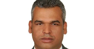 أحمد الصغير بعد فوزه بجائزة عبد الرحمن الأبنودى: درست القصيدة الدرامية عند الخال