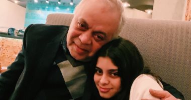 أشرف زكى مهنئًا ابنته مريم بعيد ميلادها: "ربنا يطول عمرى وأفرح بيكى".. صور