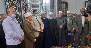 "الدولة تعمر بيوت الله" افتتاح 11 مسجدا فى 8 محافظات.. مسجد العزيز الرحيم بالاسكندرية والعطيوي الجديد بالدقهلية على مساحة 500 متر و أل عباس بسوهاح.. وخطبة الجمعة تعكس"أيام العزة والنصر فى الشهر الفضيل"