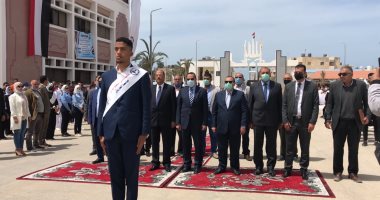 جامعة العريش تحتفل بعيد تحرير سيناء بتحية العلم وافتتاح معرض منتجات سيناء
