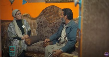 "حياة كريمة" يواصل مساعدة المواطنين.. البرنامج يتجه للإسكندرية ويلتقى "عم إمام" ويوفر مستلزمات محله التجارى لإعانته على تعليم أبنائه.. ويهديه عقد إيجار مدفوع الأجر لـ6 أشهر.. وزوجته تعبر عن فرحتها بالبكاء