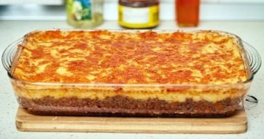 فطار 13 رمضان.. طريقة عمل صينية البطاطس المهروسة باللحمة المفرومة