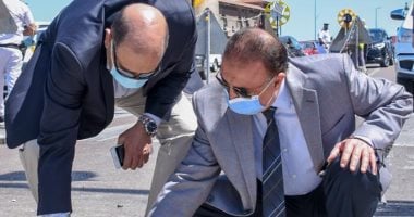 محافظ الإسكندرية يتابع أعمال إصلاح تلفيات وتركيب فواصل كوبرى ستانلي