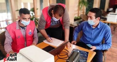 فرحة بين العاملين فى النشاط السياحى بعد استئناف حركة الطيران الروسى للمدن السياحية المصرية.. إجراءات مكثفة بتطعيم العاملين ضد كورونا.. واستعدادات صحية لتأمين المقاصد السياحية واستقبال الوفود من أنحاء العالم